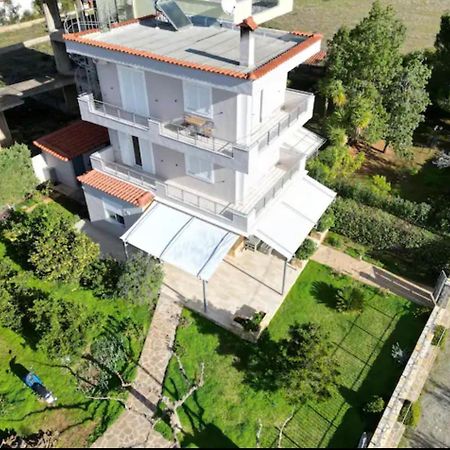Eretria Homestay 외부 사진